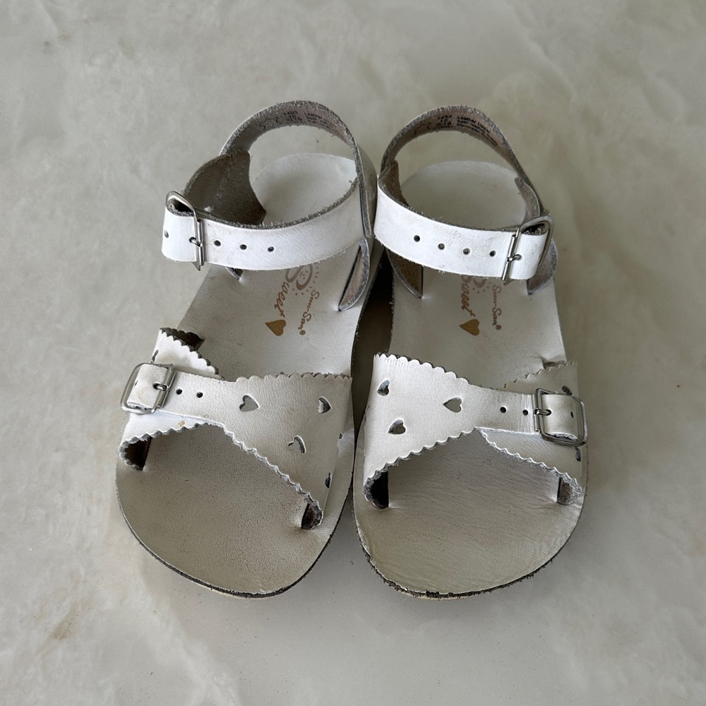 Stylish White Kids Sandals with Heart Details